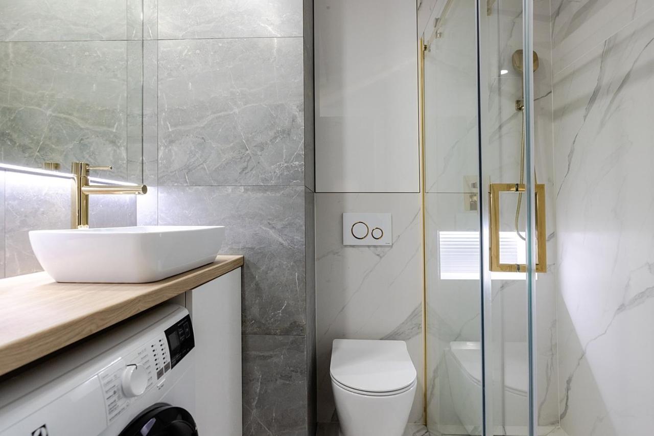 Apartment Wola, Wi-Fi, Smart Lock, Air Condition Варшава Экстерьер фото