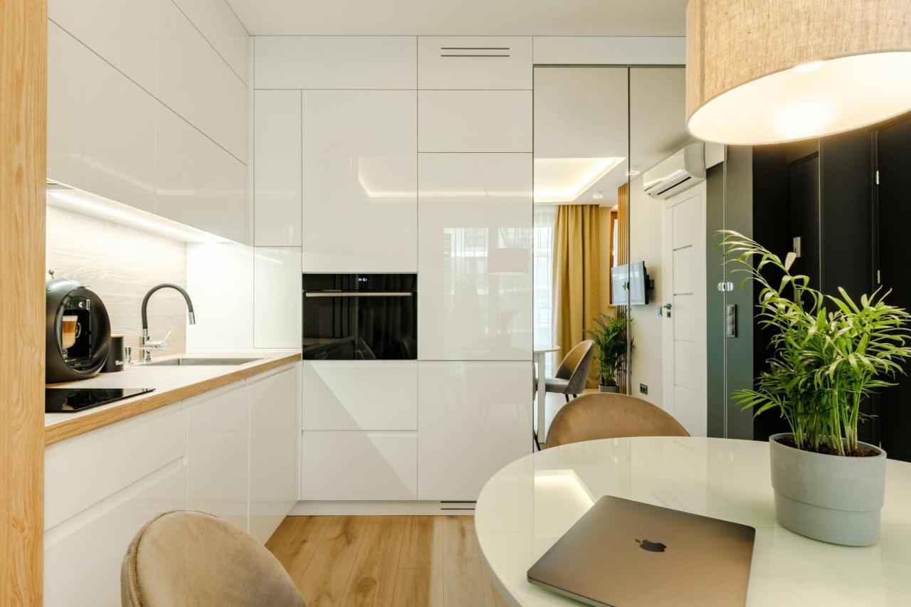 Apartment Wola, Wi-Fi, Smart Lock, Air Condition Варшава Экстерьер фото