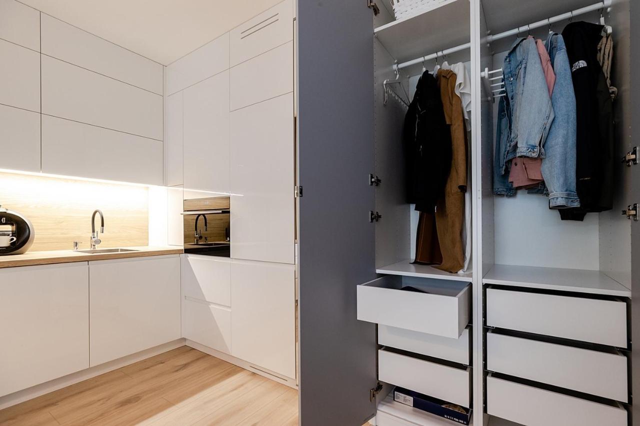 Apartment Wola, Wi-Fi, Smart Lock, Air Condition Варшава Экстерьер фото