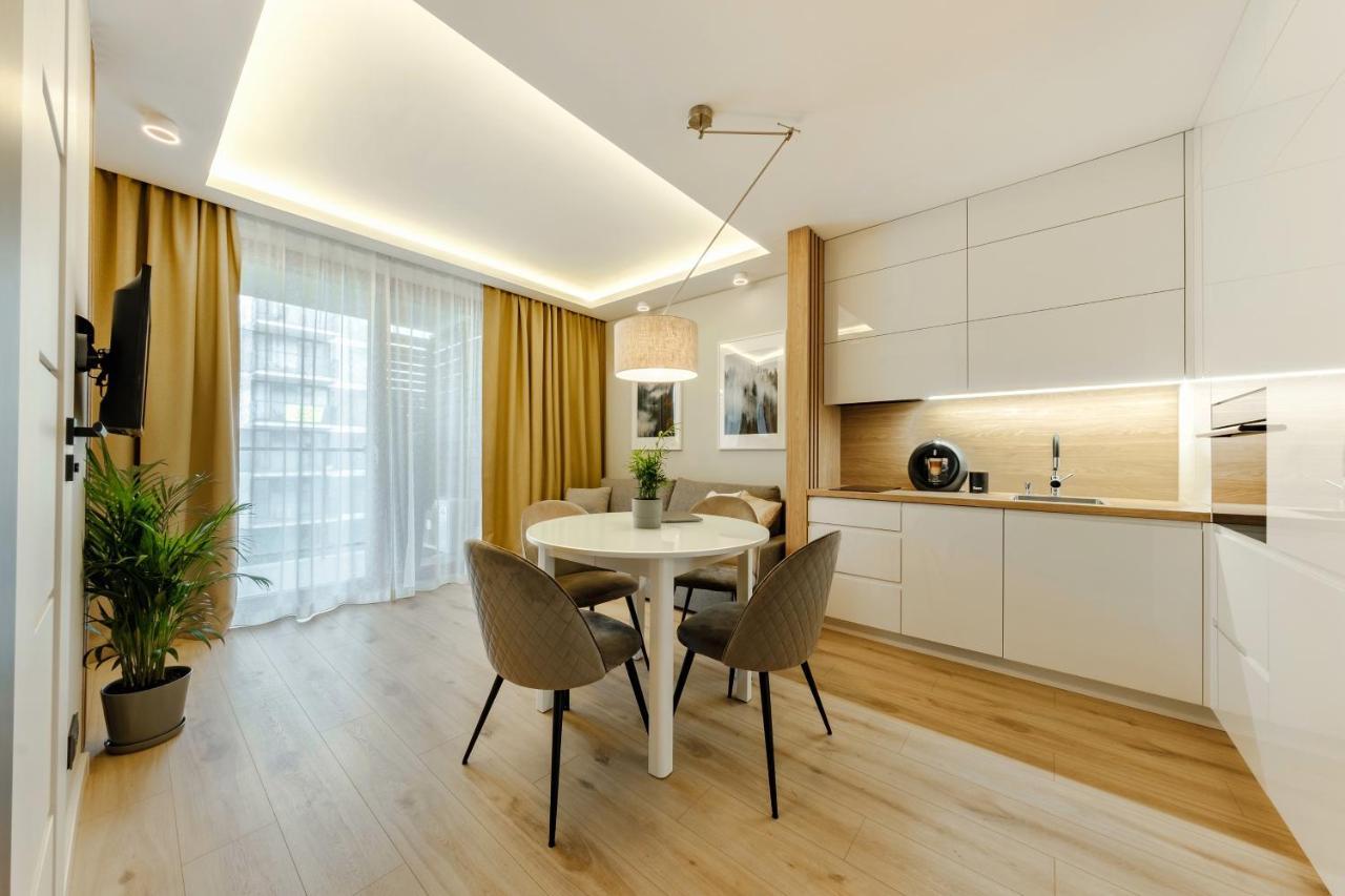 Apartment Wola, Wi-Fi, Smart Lock, Air Condition Варшава Экстерьер фото